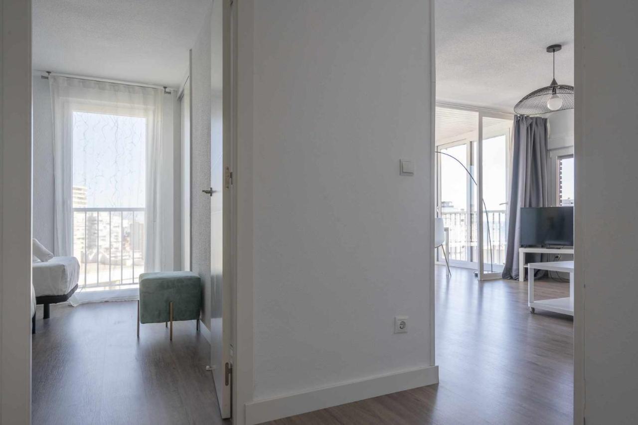 Apartamento Erita Apartment อาลิกันเต ภายนอก รูปภาพ