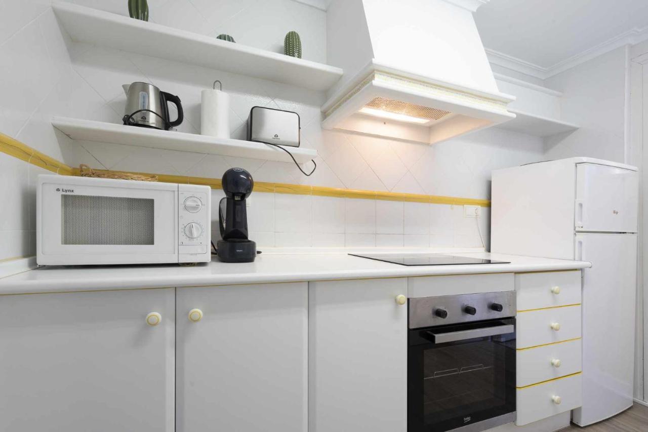 Apartamento Erita Apartment อาลิกันเต ภายนอก รูปภาพ