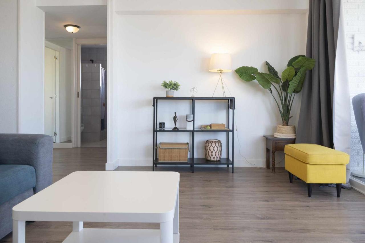 Apartamento Erita Apartment อาลิกันเต ภายนอก รูปภาพ