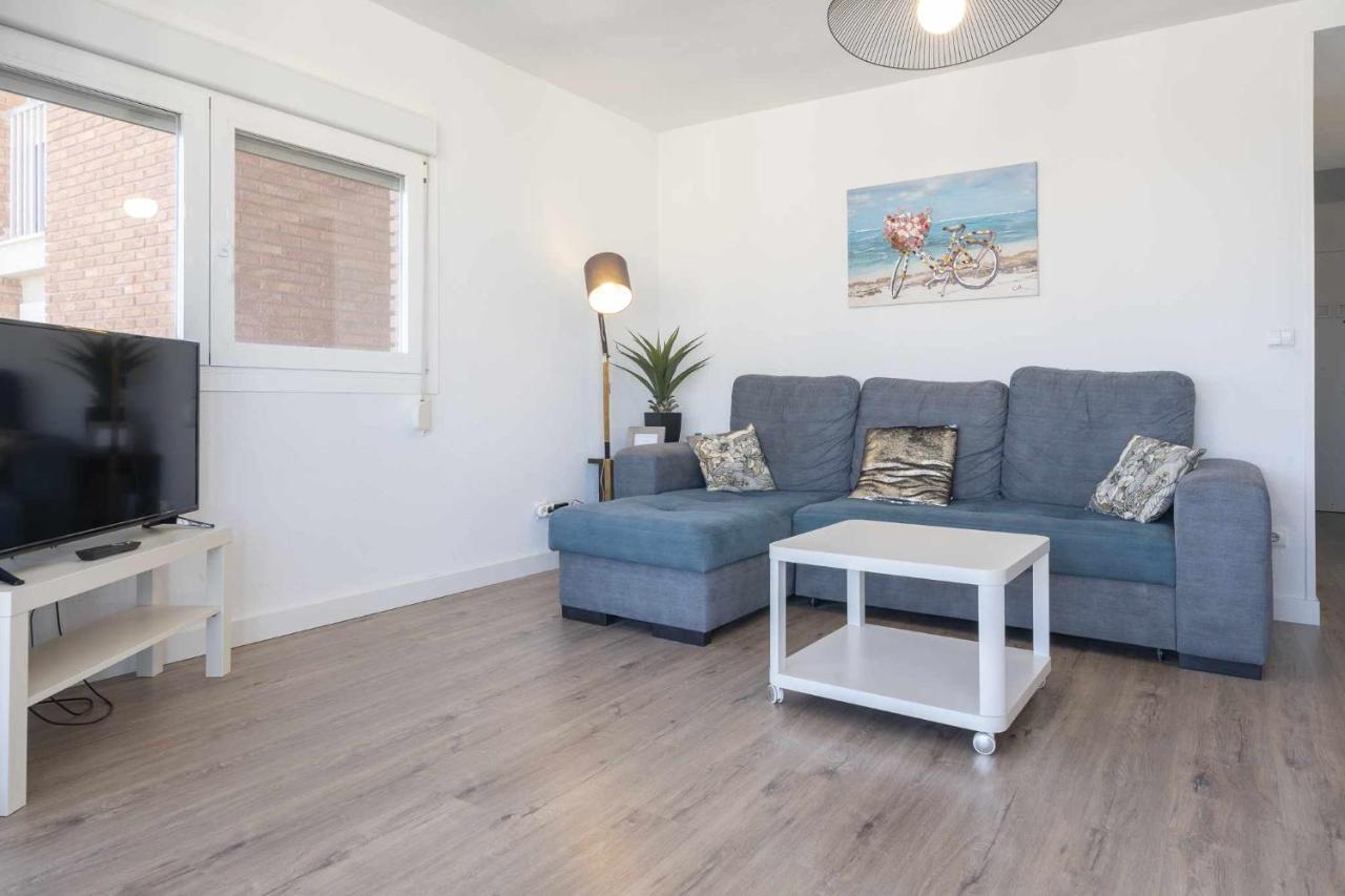 Apartamento Erita Apartment อาลิกันเต ภายนอก รูปภาพ