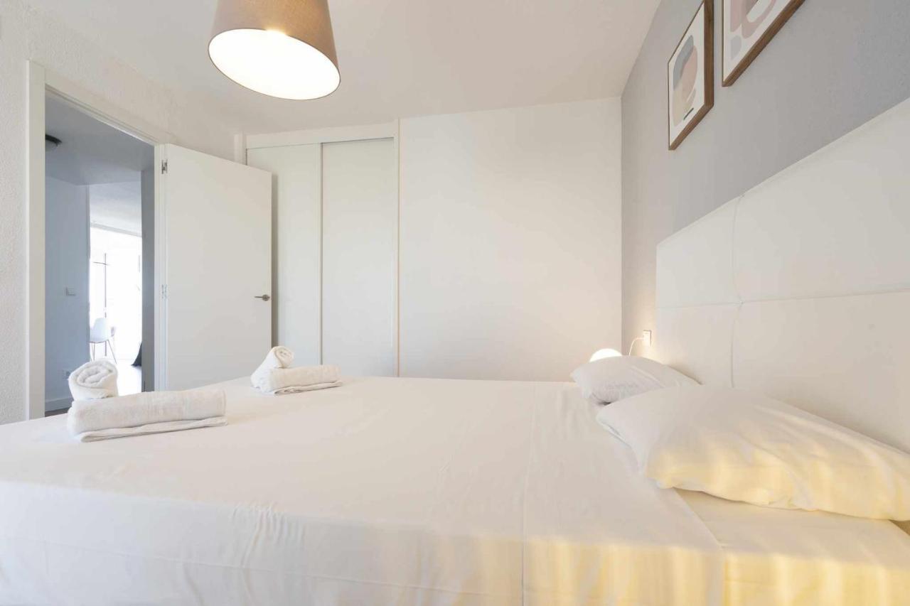 Apartamento Erita Apartment อาลิกันเต ภายนอก รูปภาพ